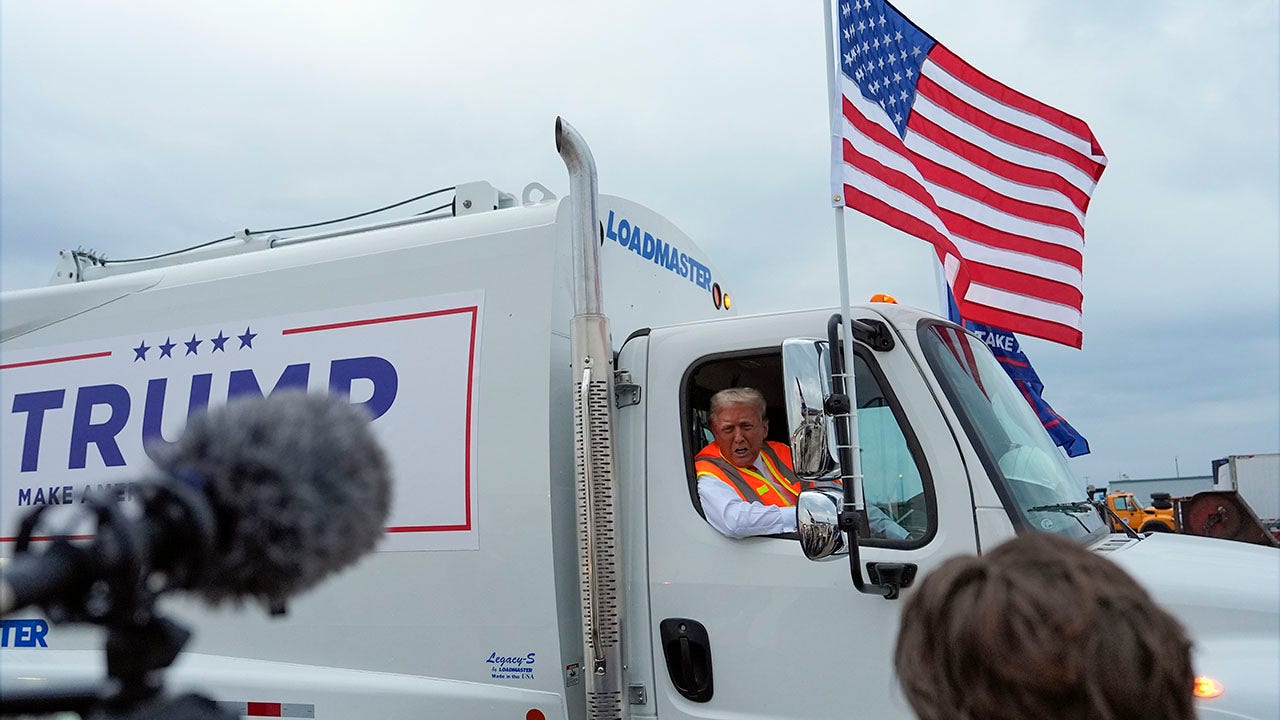 Trump seen in garbage truck in Wisconsin