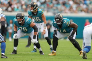 Former Jaguars LT Cam Robinson