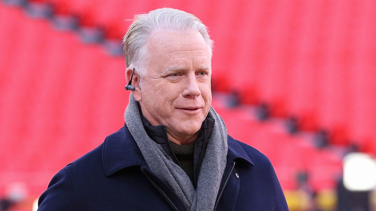 Former Jets QB Boomer Esiason offers pointed advice to Sauce Gardner after social media dispute with fans