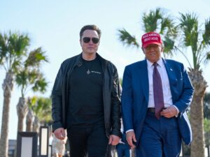 Musk launched SpaceX Starship rocket with Trump at his side | Al Jazeera News