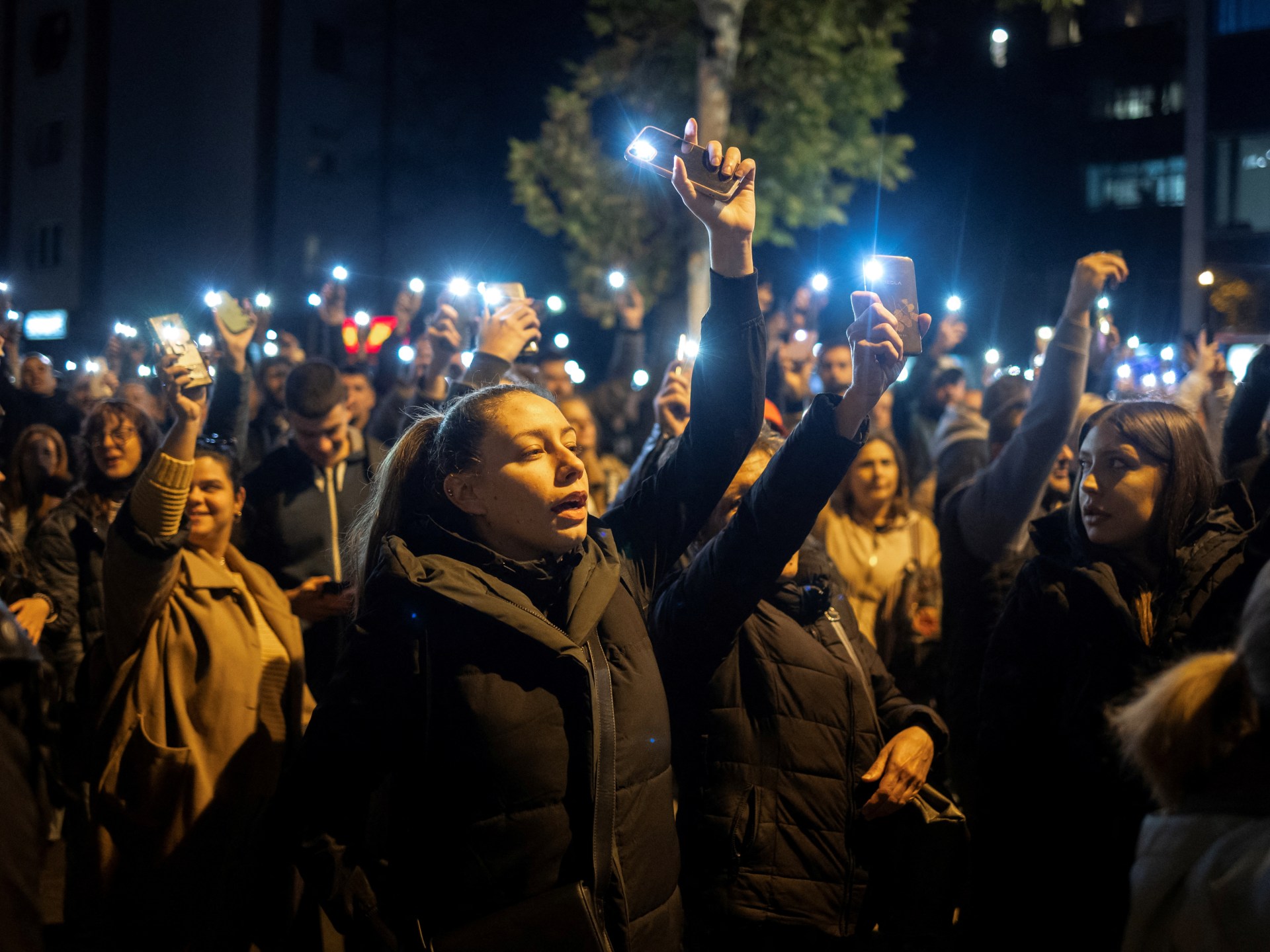 Police fire tear gas at Serbians protesting deadly station roof collapse | Protests News