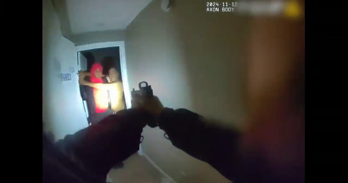 US police bodycam shows officer kill homeowner, after he called 911 | Police