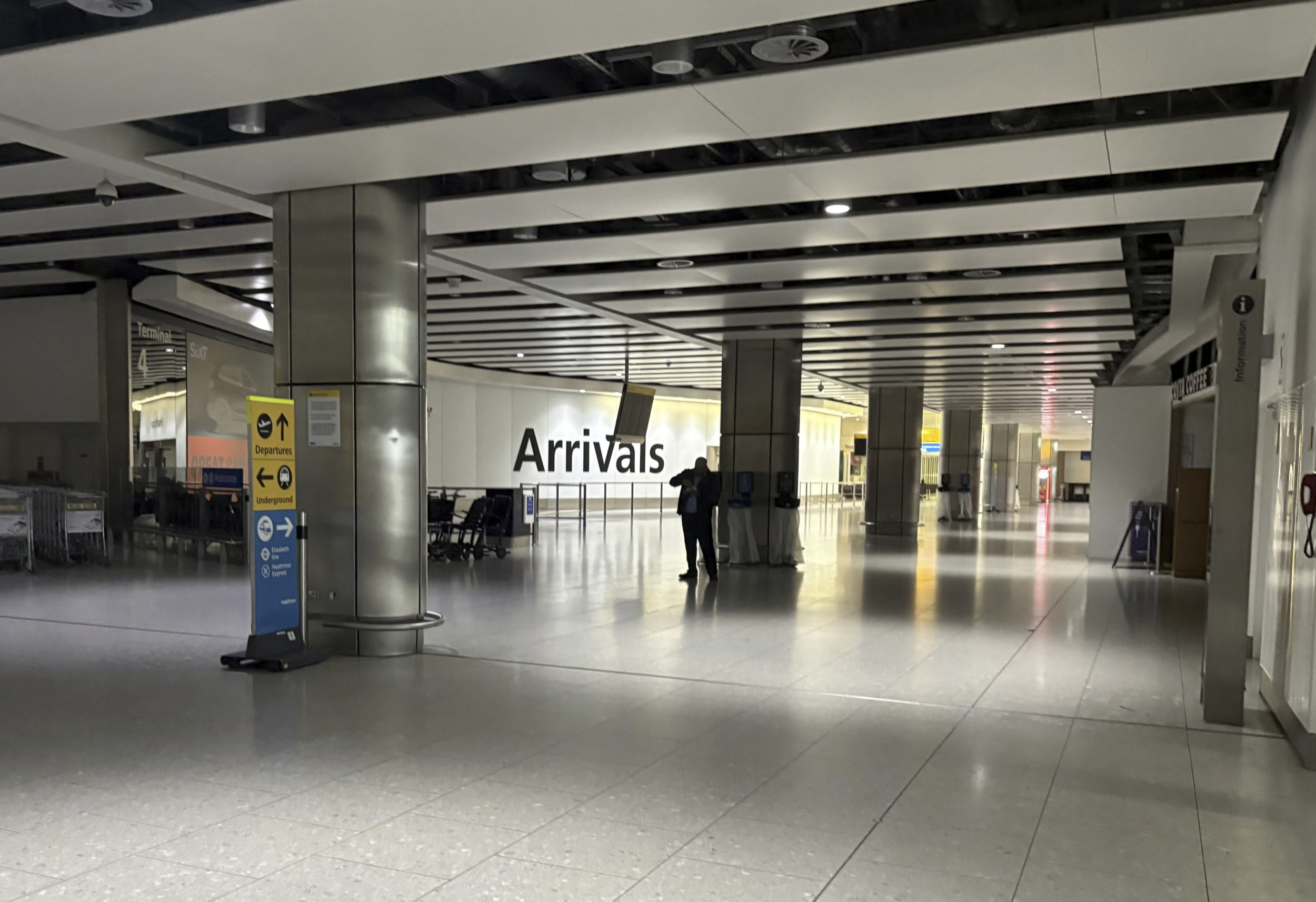 heathrow arrivals