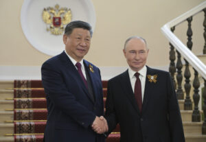 Vladimir Putin Meets Xi Jinping