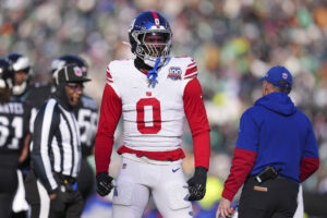 Brian Burns Giants