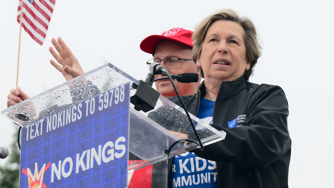 Conservatives slam Weingarten's 'No Kings Day' speech as she departs DNC
