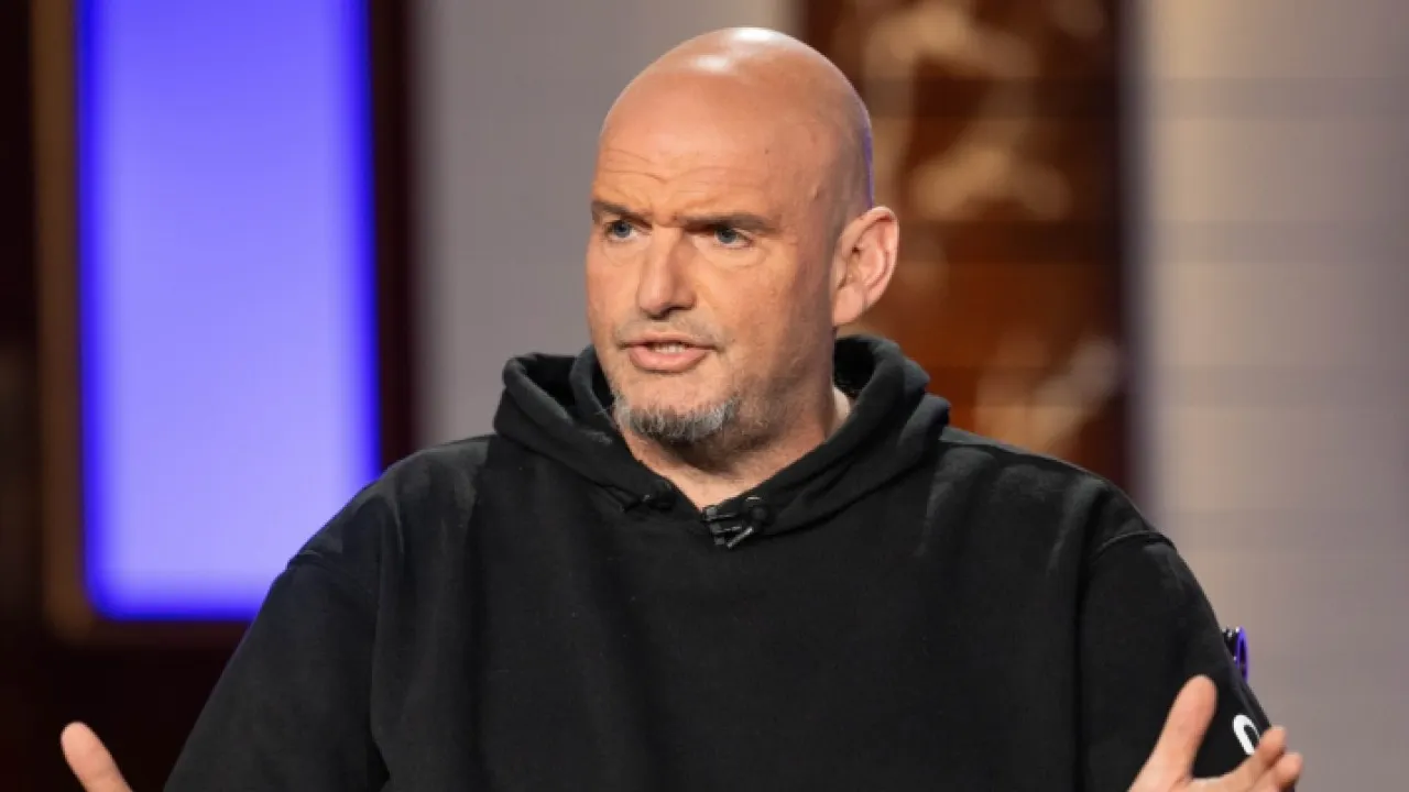 Fetterman blasts progressive Democrats over military parade criticism