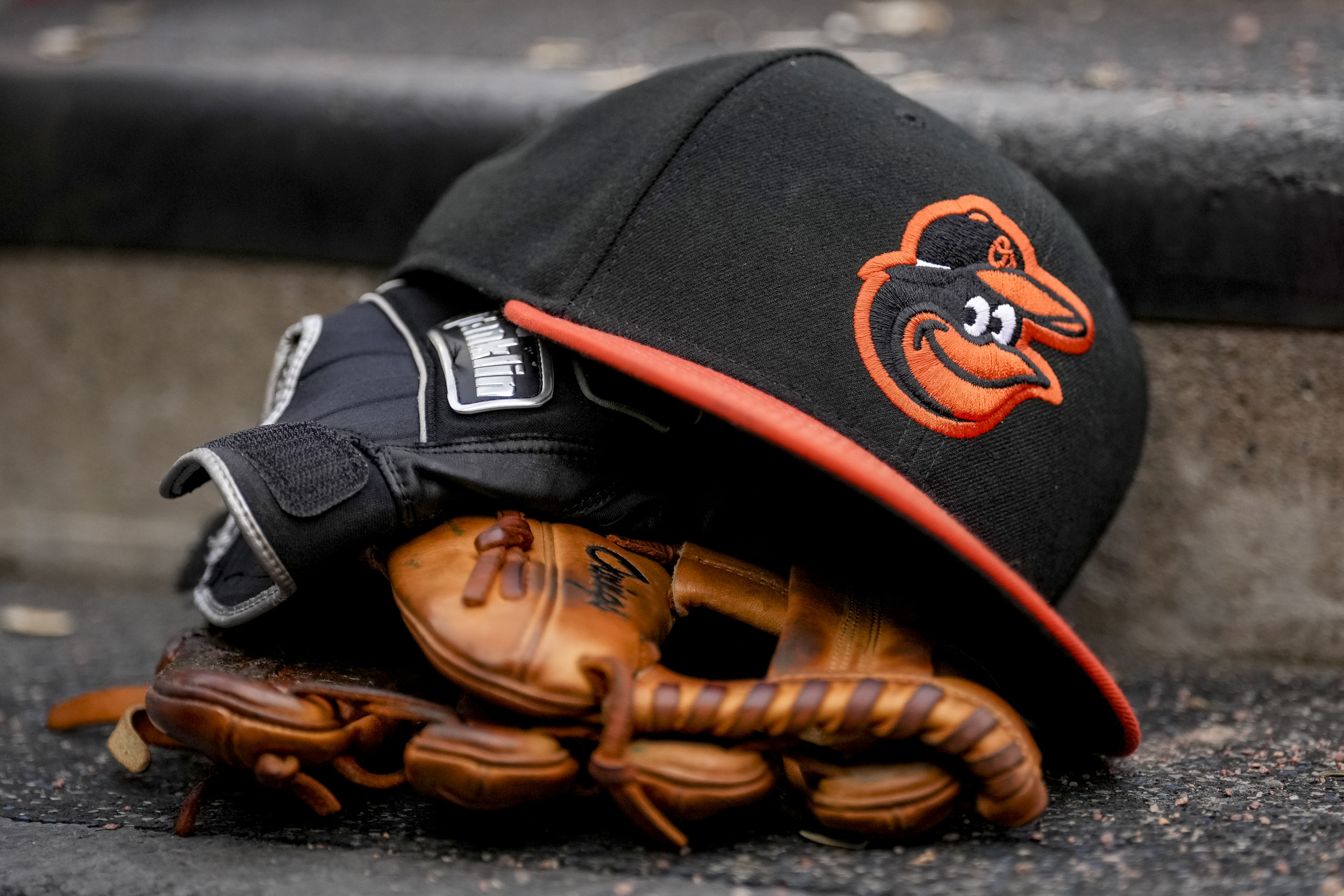 Orioles hat and glove