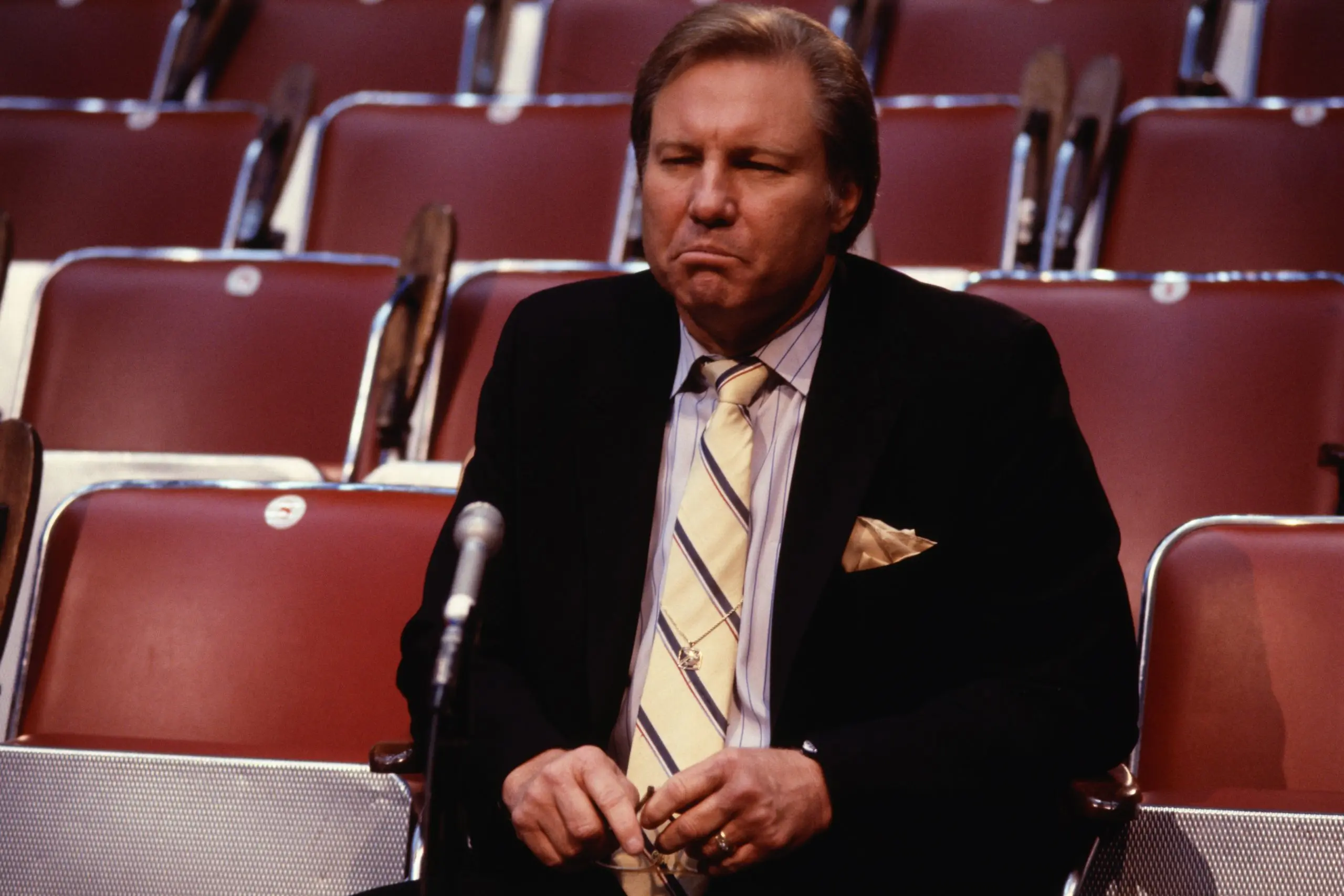 Prominent evangelist Jimmy Swaggart needs 'miracle' after cardiac arrest