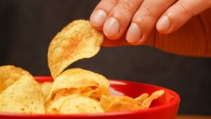Snackers share mixed reactions to new Lay's Bacon Grilled Cheese chips