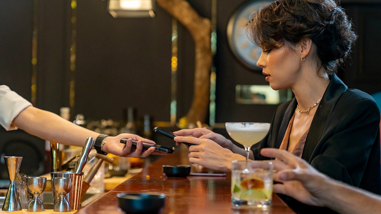 Young adults are annoying some bartenders by paying for each drink separately