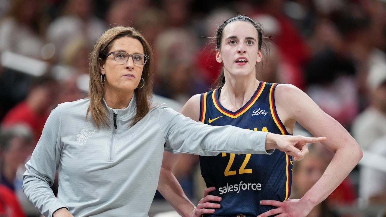 Caitlin Clark's coach suggests star offered to pay fine for technical foul