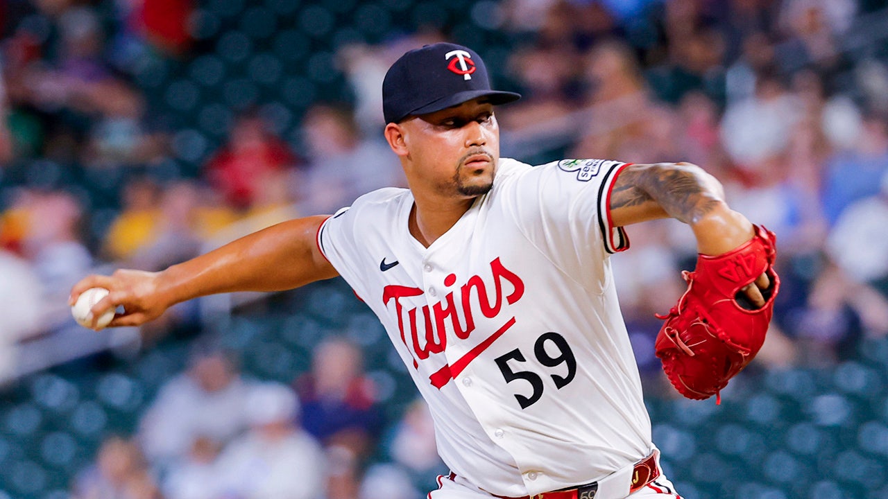 MLB trade deadline: Phillies land closer Jhoan Duran in deal with Twins