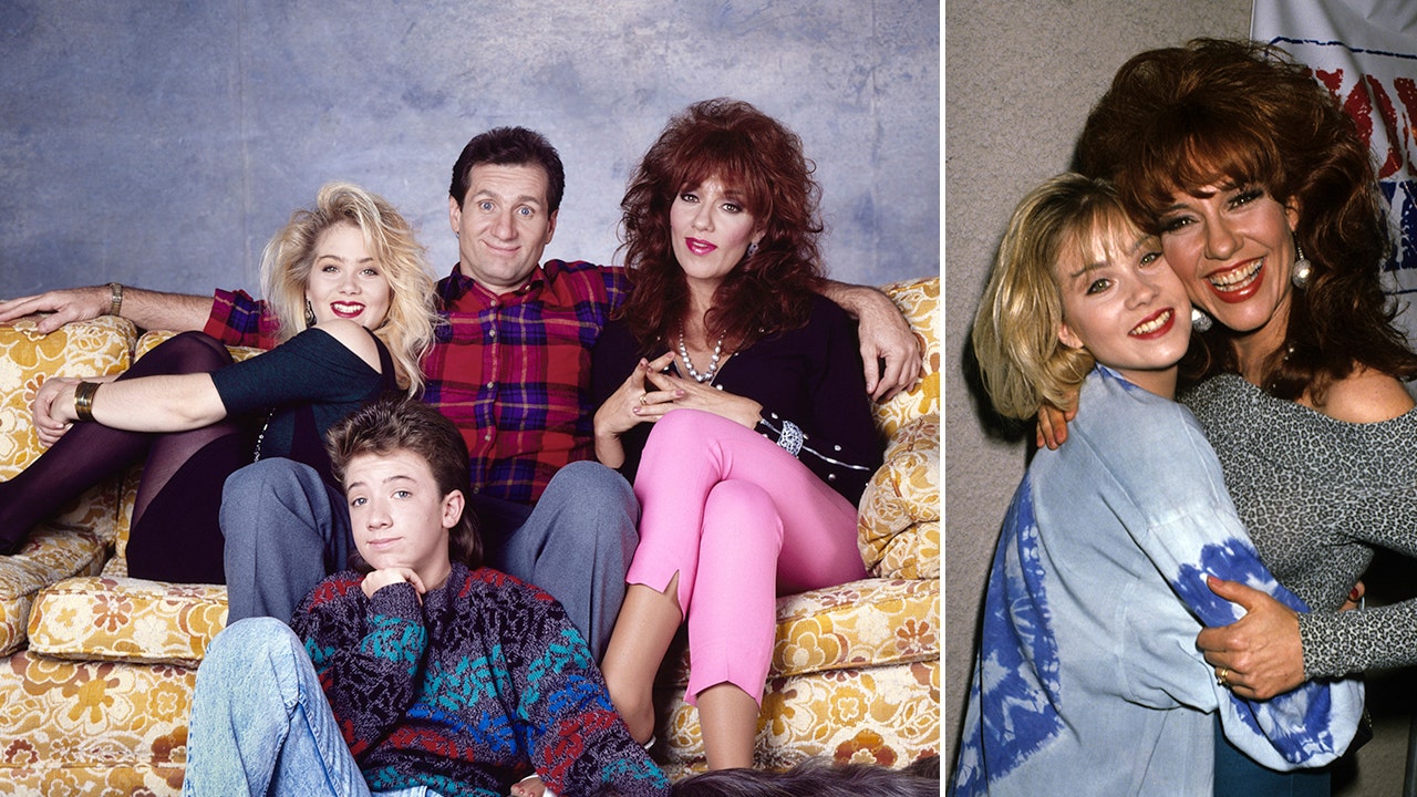 'Married... With Children' stars reveal backstage trash-talking drama