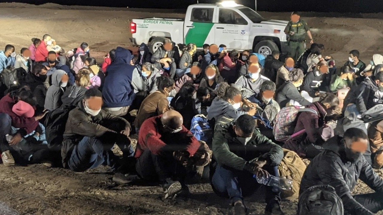 Migrant shelters closing nationwide as US border crossings plummet