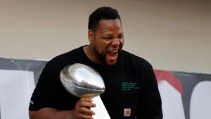 NFL news: Super Bowl champion Ndamukong Suh announces retirement