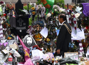 Ozzy Osbourne's Funeral: Fans Say Emotional Goodbye - Watch Live