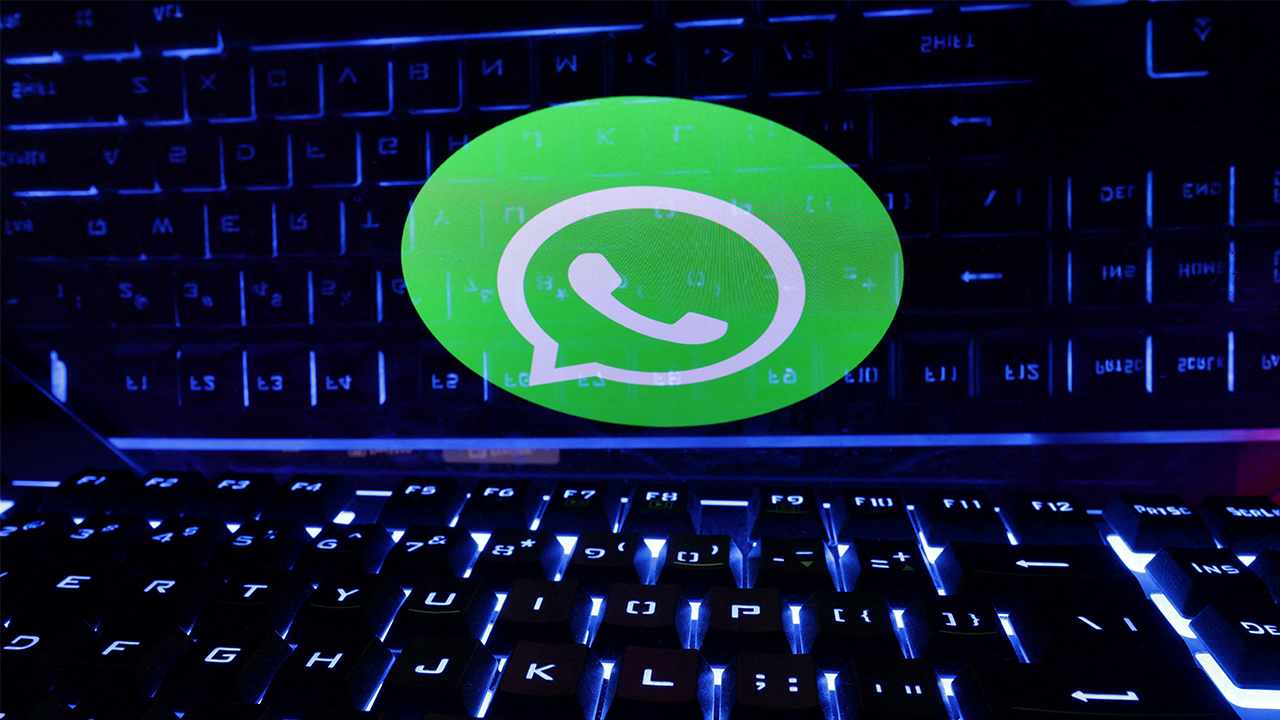 Russian lawmakers say WhatsApp is a security threat, should leave the country