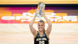 Sabrina Ionescu dominates 3-point contest in Caitlin Clark's absence