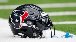 Texans pledge massive donation to communities damaged by flooding