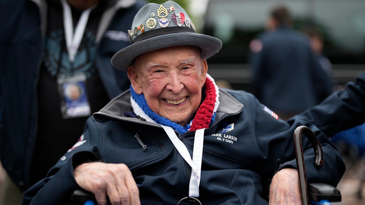 TikTok's beloved WWII veteran 'Papa Jake' Larson passes away at 102