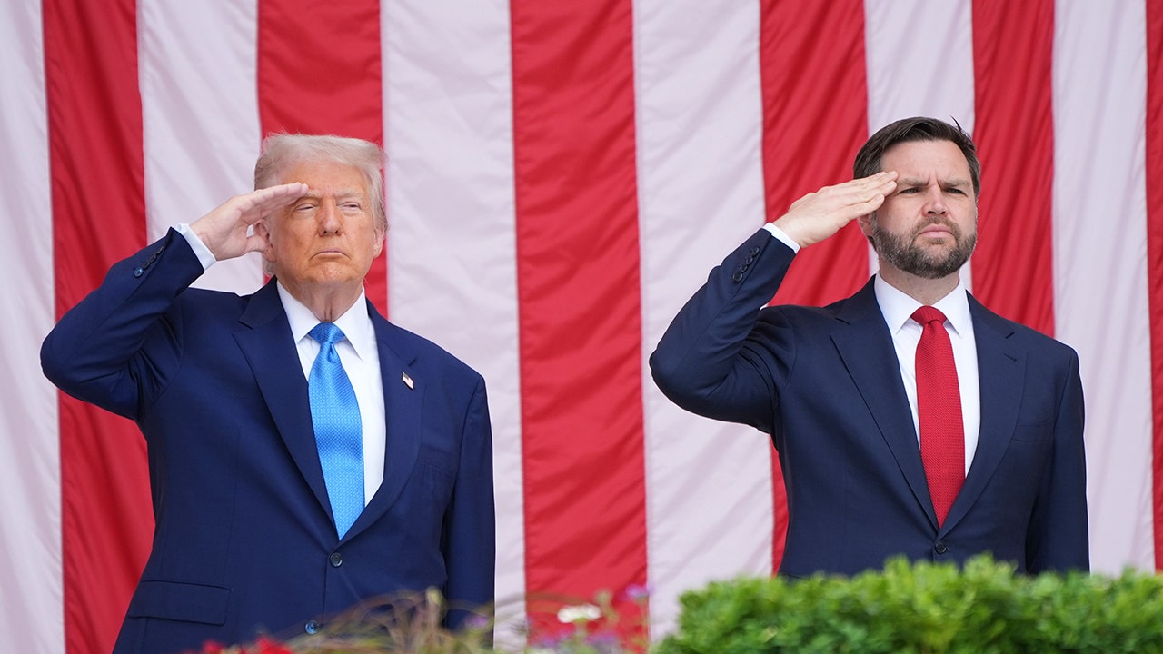 Trump to celebrate July 4th at White House with military flight crew behind Iran strike