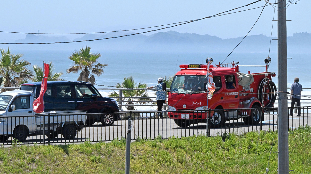 Tsunami waves arrive on Japan's coast after earthquake in Russia, triggering Tsunami alerts for US West Coast