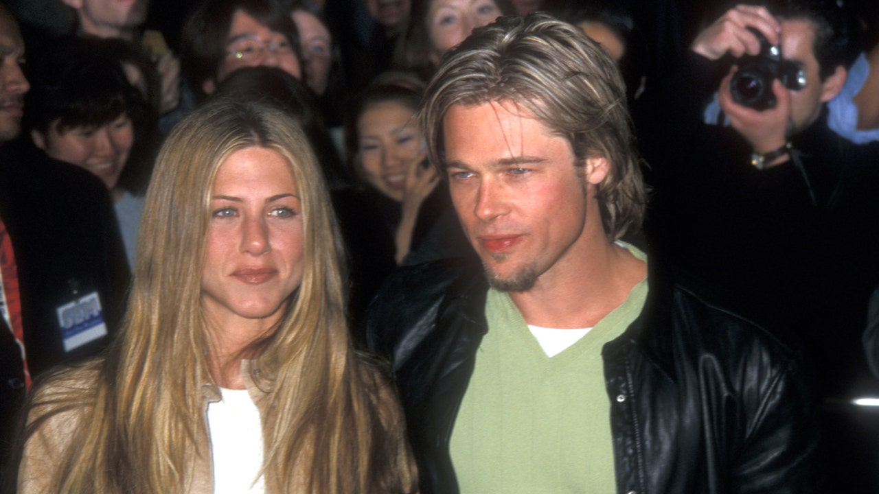 'Friends' star Jennifer Aniston reflects on Brad Pitt divorce, tabloid scrutiny