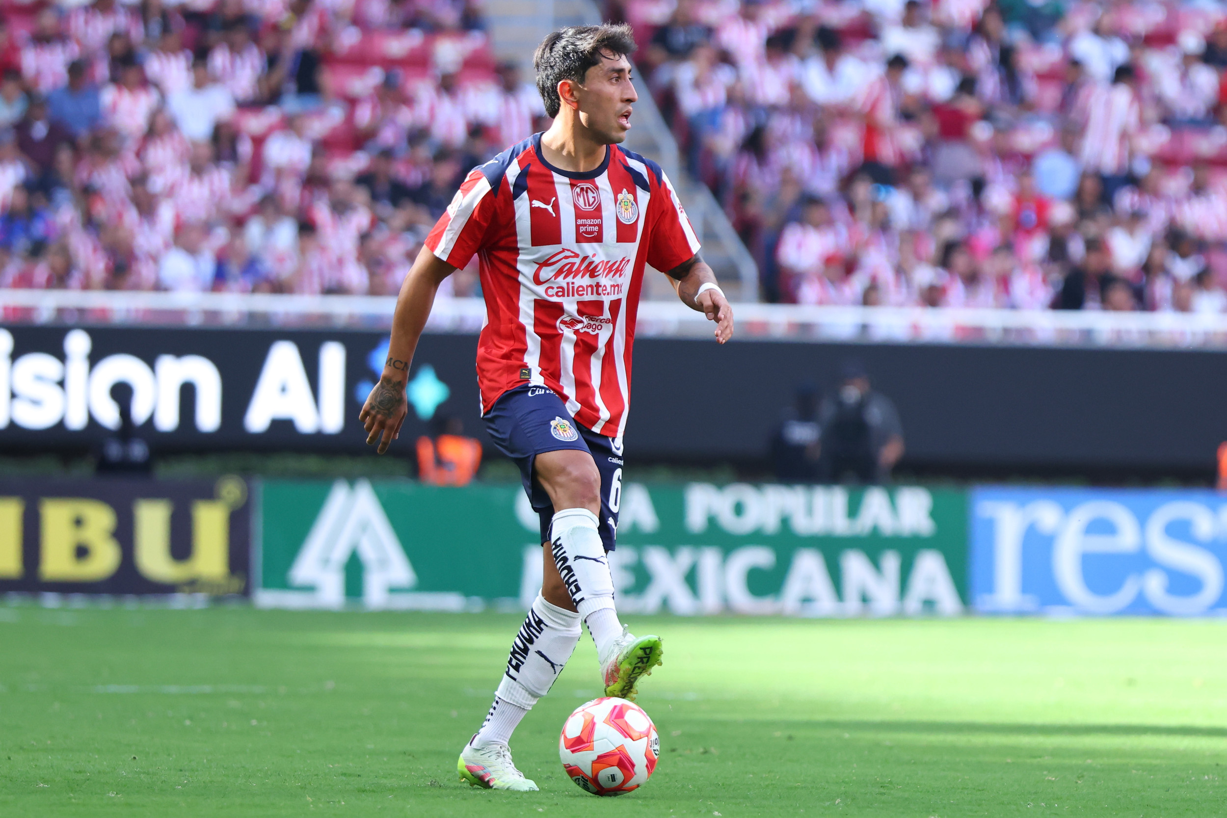 Omar Govea of Chivas