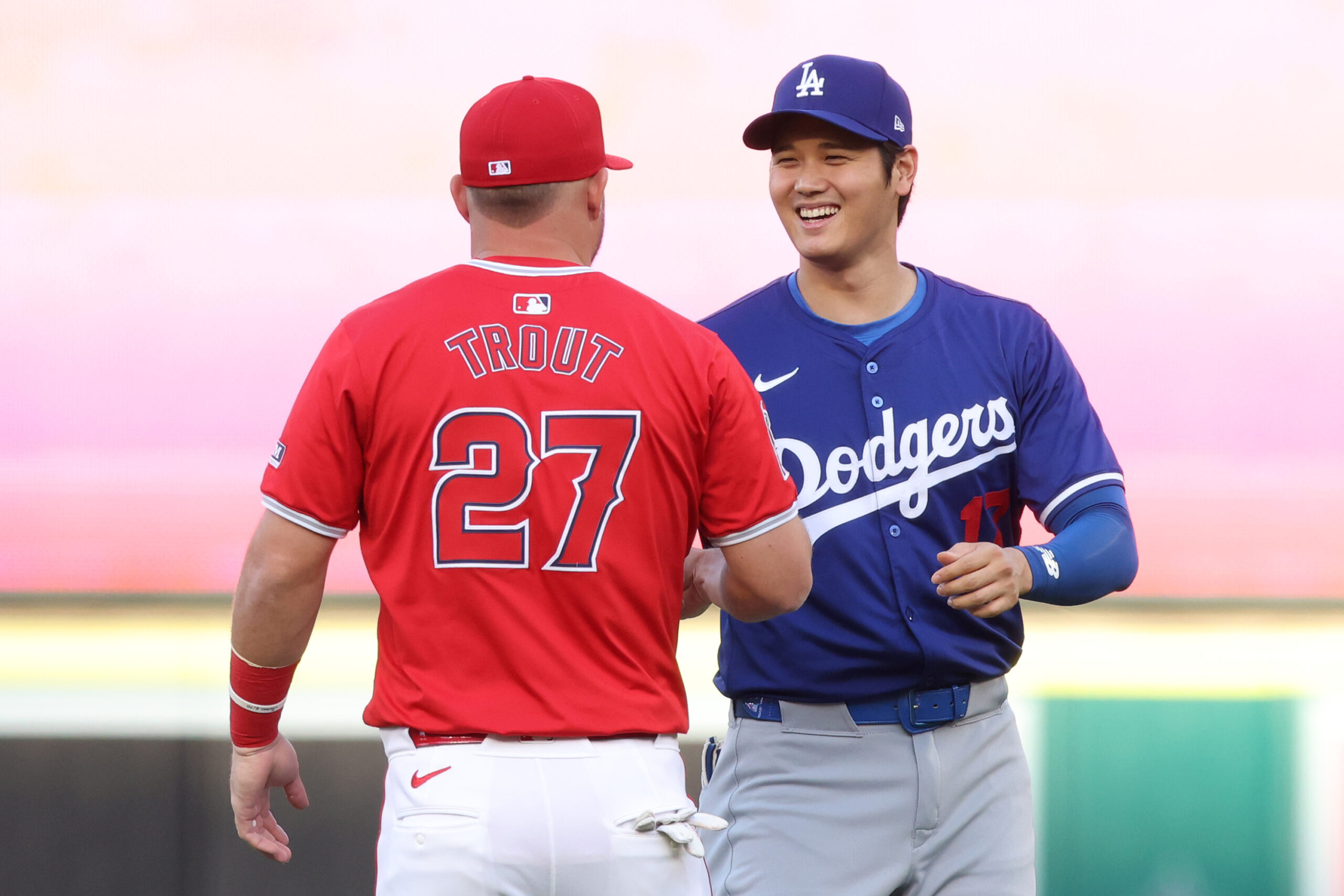 MLB