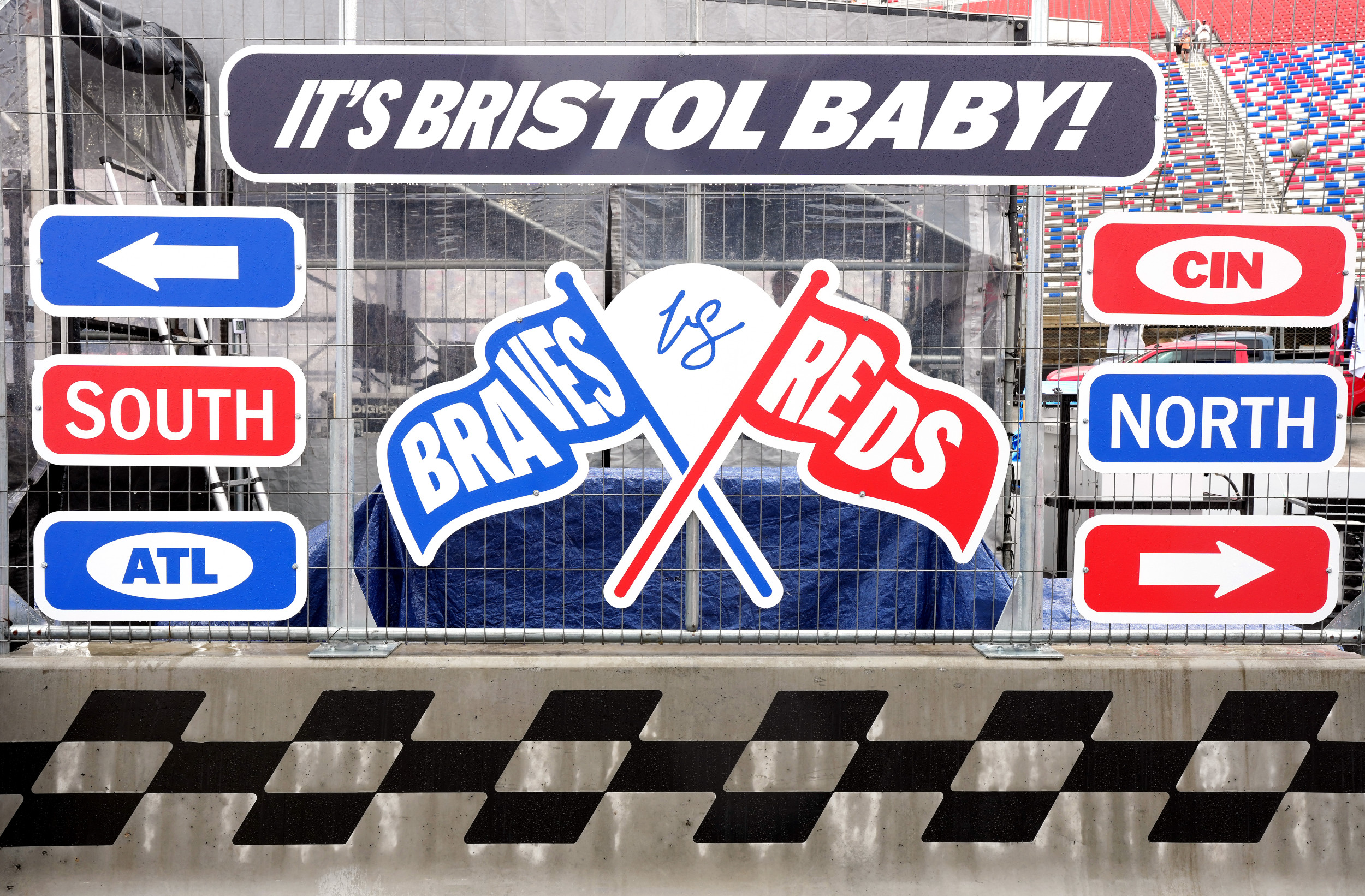 MLB