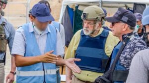 Huckabee visits Gaza, slams Hamas for looting humanitarian aid supplies