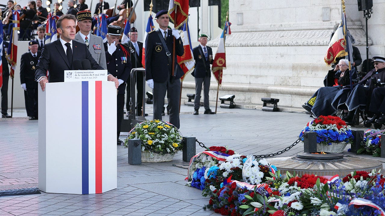 Moroccan man arrested for desecrating Paris war memorial with cigarette