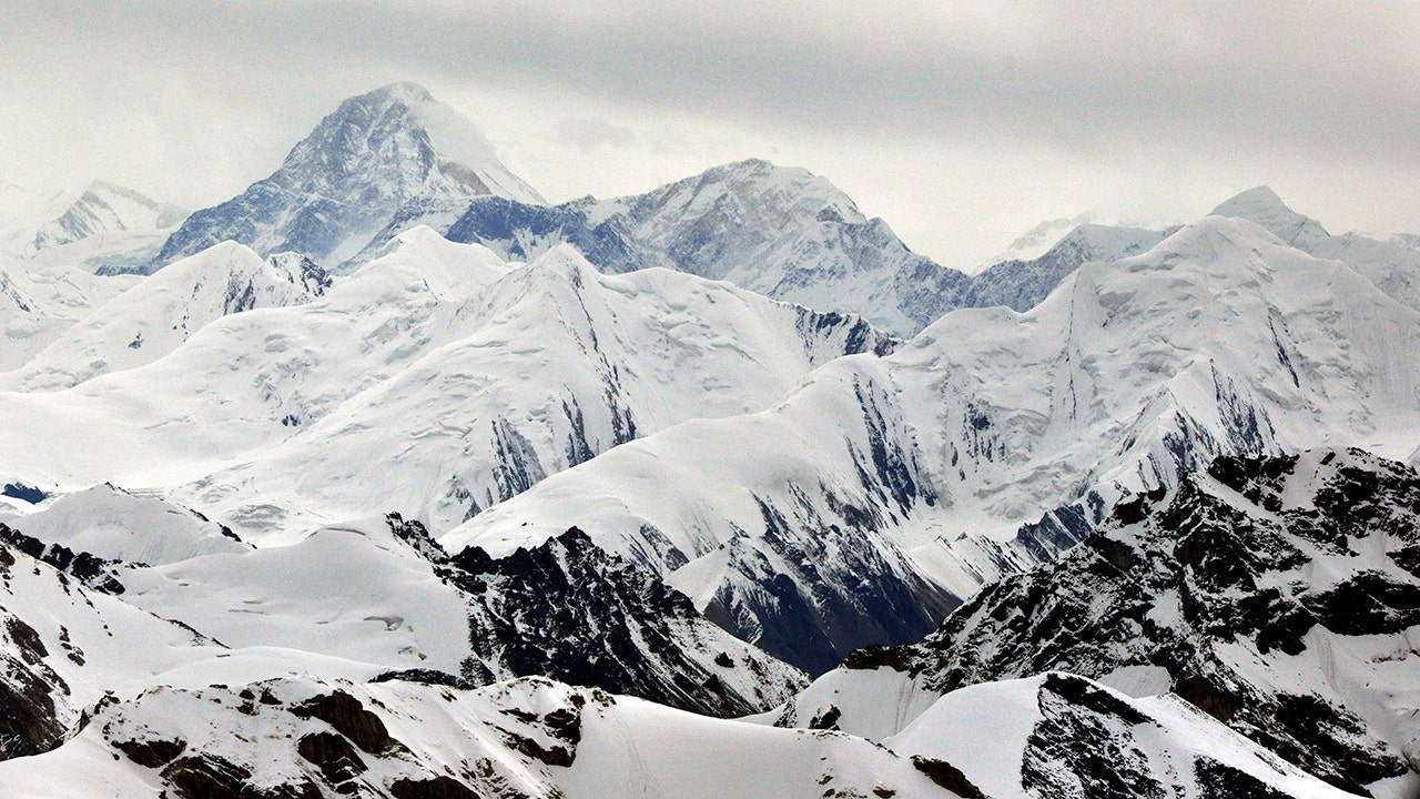 Rescue called off for Russian climber stuck on mountain peak for nearly 2 weeks