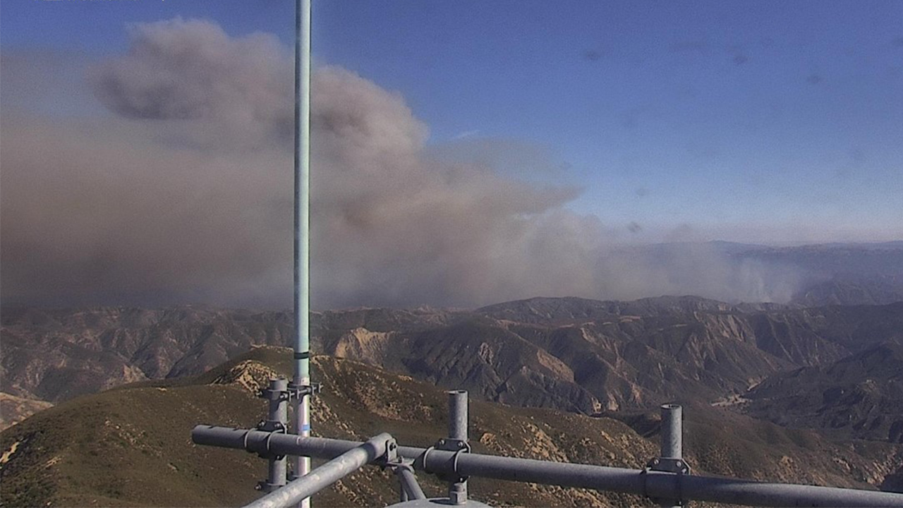 Southern California Canyon Fire spreads from 50 to 1,000+ acres Thursday