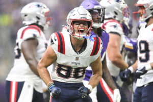 Patriots receiver Efton Chism