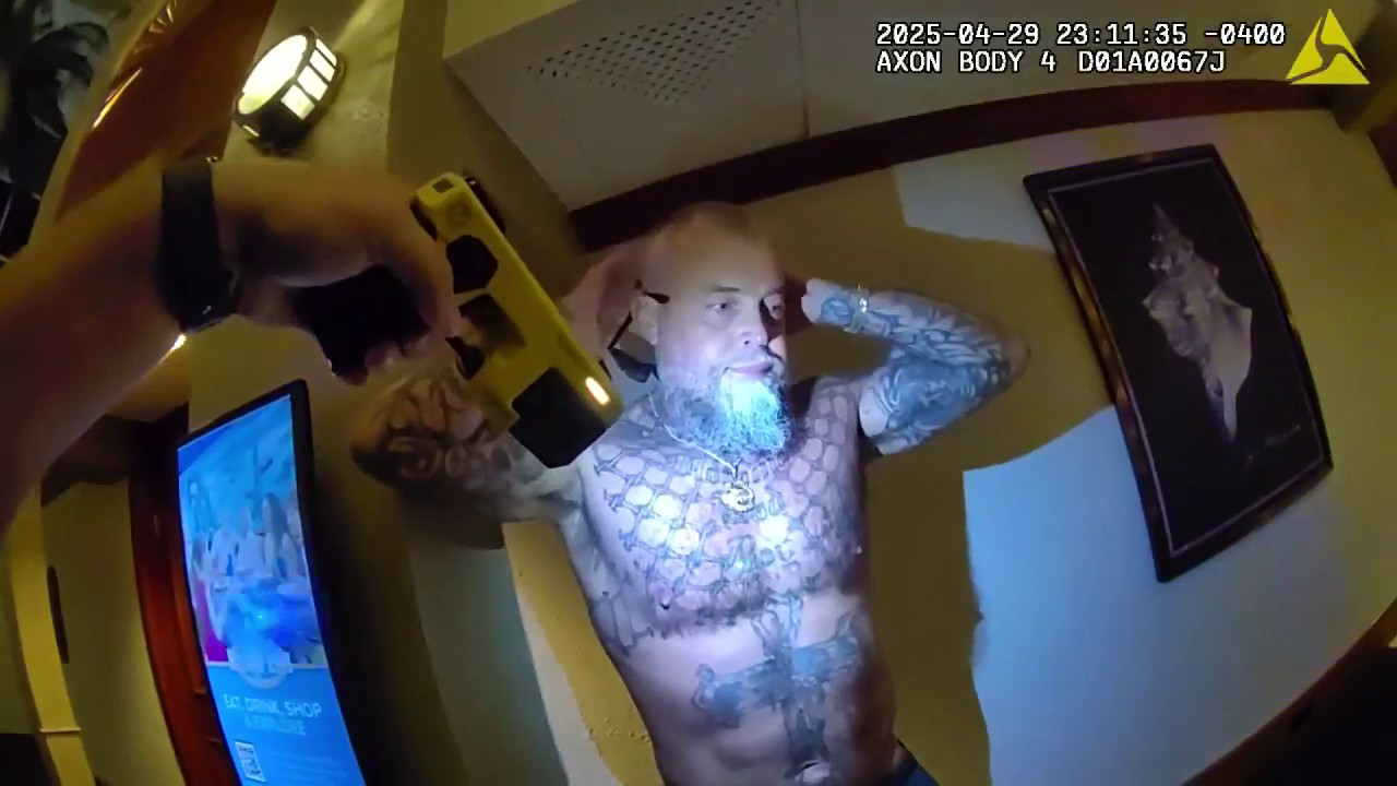Video shows Powerball winner kicking Florida deputy days after collecting prize