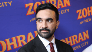 Zohran Mamdani faces hostile protests during Staten Island campaign stop
