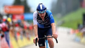 Israeli cycling team loses sponsor despite dropping country from name