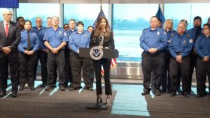 Kristi Noem awards TSA bonuses, announces $1 billion technology upgrade