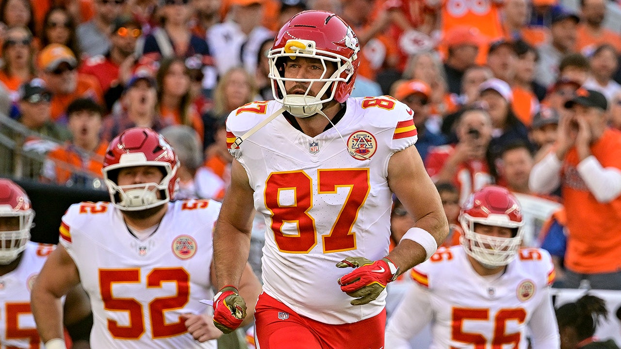 NFL news: Chiefs' Travis Kelce gets tangled with Broncos defender