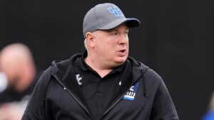 Kentucky football reportedly fires Mark Stoops