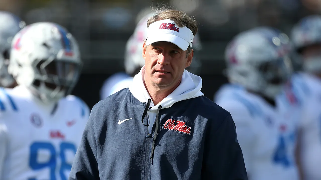 Lane Kiffin drops shocking claim about Ole Miss fans after jump to LSU