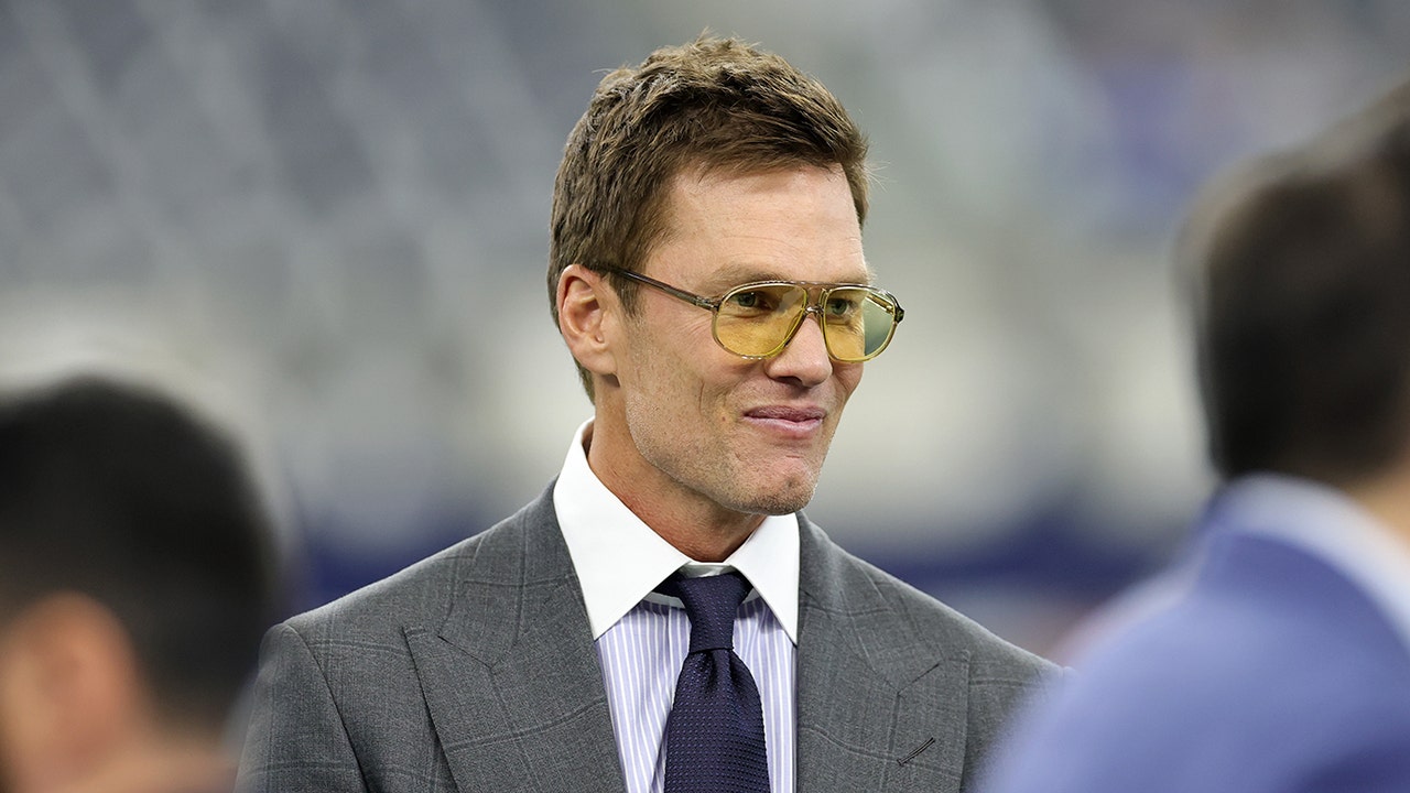 Tom Brady recaps 'special Thanksgiving weekend' with family in Michigan