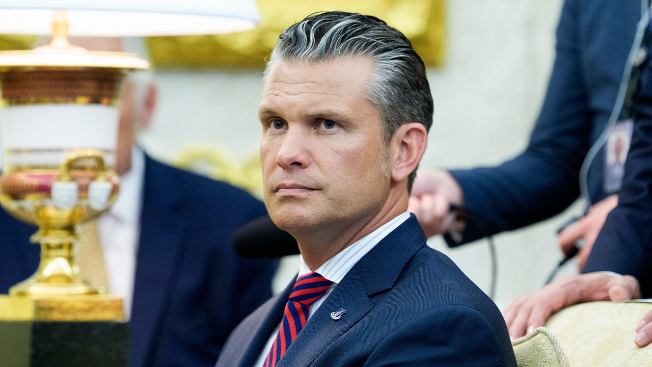 Trump defends Hegseth over Venezuelan drug boat second strike claims